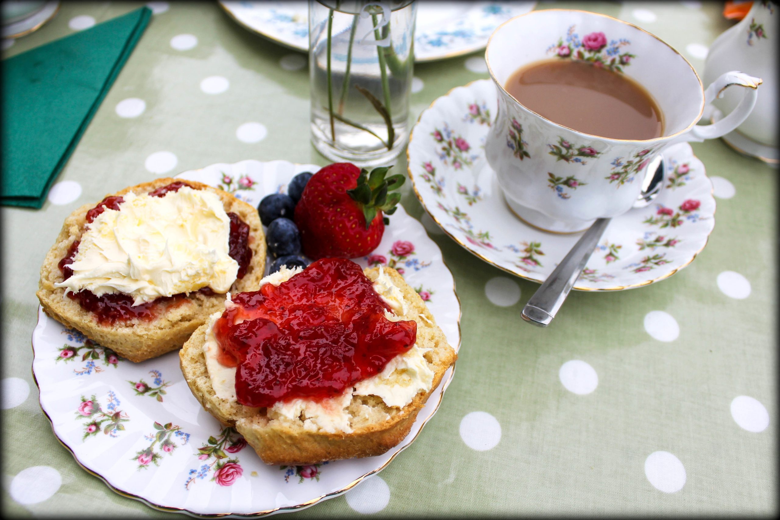 Vintage Tea and Cake